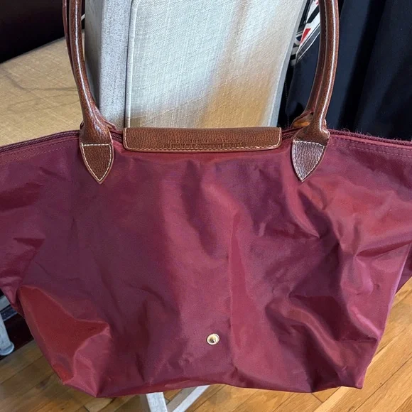 Longchamp le Pliage Burgundy Tote Bag Large - Picture 4 of 13